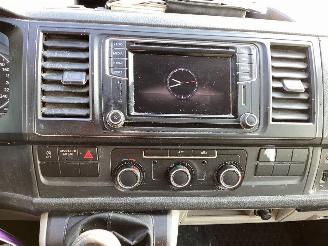 Volkswagen Transporter 2.0 TDi picture 10