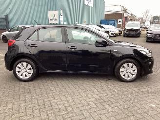 Kia Rio 10 t-GDI picture 4