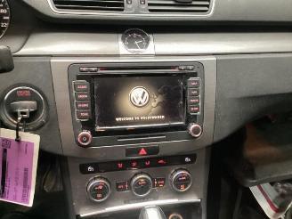 Volkswagen Passat Passat Variant (365), Combi, 2010 / 2015 1.6 TDI 16V Bluemotion picture 12