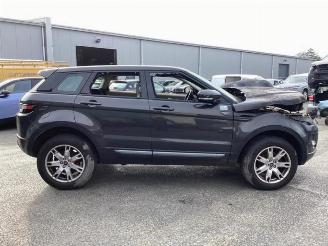 Land Rover Range Rover Evoque Range Rover Evoque (LVJ/LVS), SUV, 2011 / 2019 2.2 eD4 16V 5-drs. picture 4