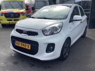 damaged passenger cars Kia Picanto 1.0 CVVT DynamicLine 2016/2