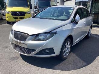 Coche siniestrado Seat Ibiza Ibiza ST (6J8), Combi, 2010 / 2016 1.2 TDI Ecomotive 2011/6