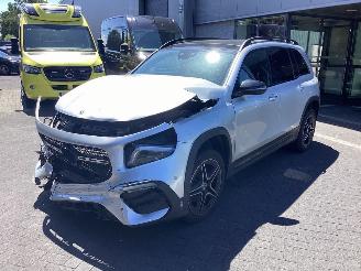 Schadeauto Mercedes GLB 180 AMG Line 7p 2021/11