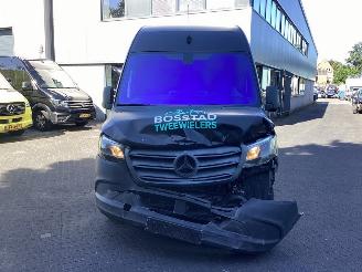 Mercedes Sprinter 211 CDI L2H2 picture 2
