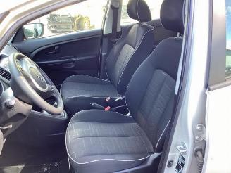Kia Venga Venga, MPV, 2010 / 2019 1.4 CVVT 16V picture 10