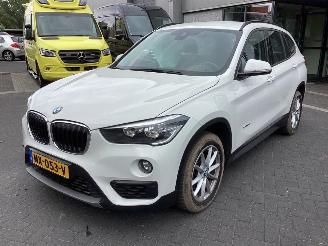 uszkodzony samochody osobowe BMW X1 sDrive18i 2017/5