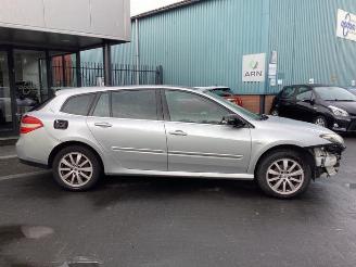 Renault Laguna Laguna III Estate (KT), Combi 5-drs, 2007 / 2015 1.5 dCi 110 FAP picture 4