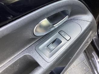 Volkswagen Up! 1.0 move up! BlueMotion picture 11