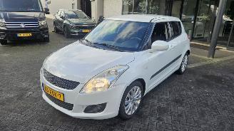 skadebil auto Suzuki Swift 1.2 16V 2012/5