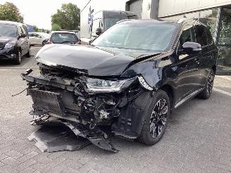 škoda osobní automobily Mitsubishi Outlander 2.0I PHEV 2015/9