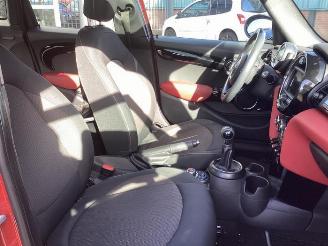 Mini Cooper Mini (F55), Hatchback 5-drs, 2013 1.5 12V Cooper picture 10