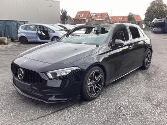 Vrakbiler auto Mercedes A-klasse A (177.0), Hatchback, 2018 / 2026 2.0 A-35 AMG Turbo 16V 4Matic 2019/1