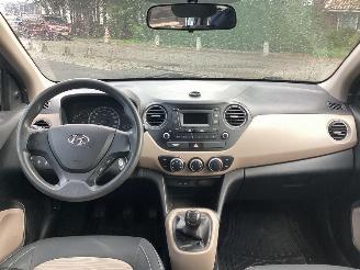 Hyundai I-10  picture 9