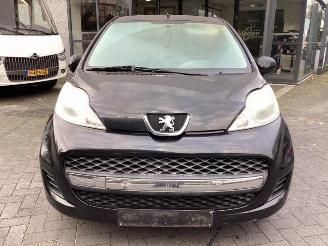 Peugeot 107 107, Hatchback, 2005 / 2014 1.0 12V picture 2