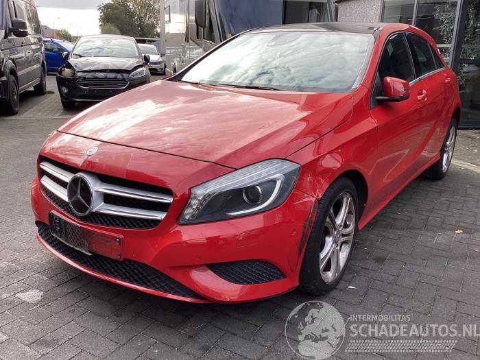 Mercedes A-klasse A (W176), Hatchback, 2012 / 2018 1.6 A-180 16V