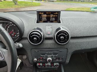 Audi A1 1.2 TSI Ambition PANO picture 16