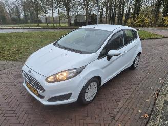 škoda osobní automobily Ford Fiesta 1.6 TDCI Lease Style 2014/2