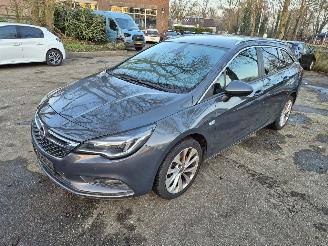 uszkodzony samochody osobowe Opel Astra 1.6 CDTI Business + 2016/5