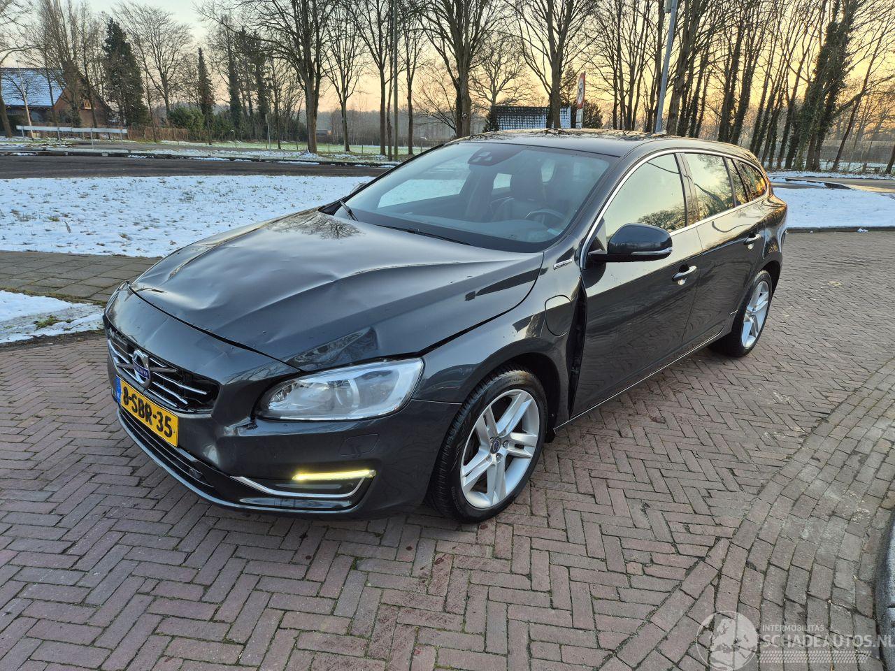 Volvo V-60 2.4 D6 AWD Plug-in-Hybrid Summun