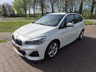 skadebil auto BMW 2-serie 220 I HIGH EXECUTIVE 2020/2