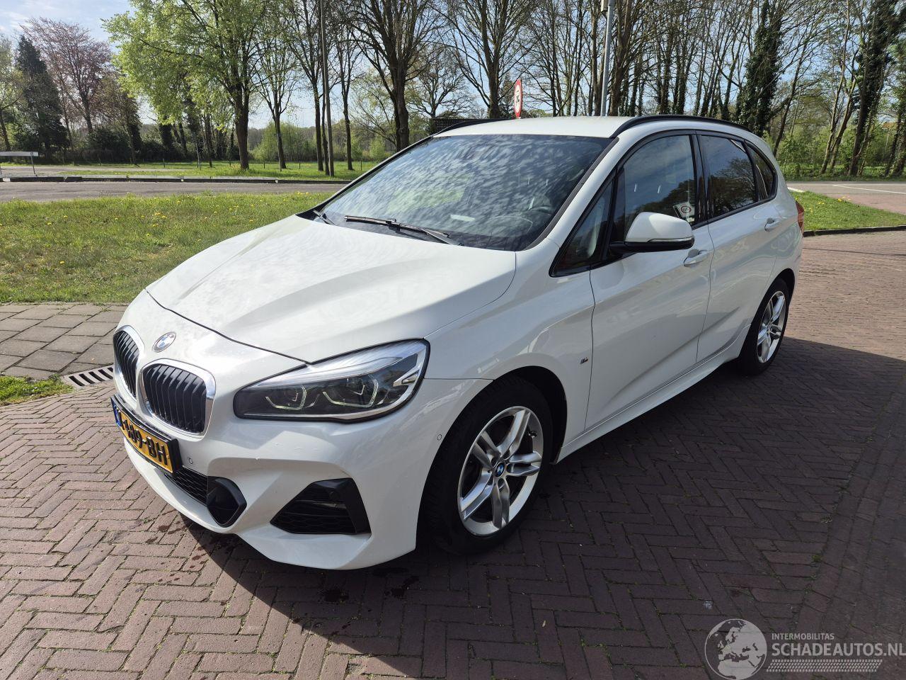 BMW 2-serie 220 I HIGH EXECUTIVE