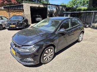 damaged passenger cars Volkswagen Polo 1.0 TSI COMFORTLINE 2019/1