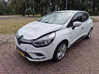  Renault Clio 0.9 TCE ZEN 2017/10