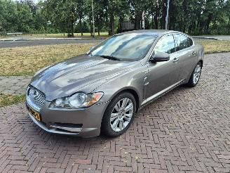 krockskadad bil auto Jaguar XF 3.0 V6 Premium Luxery 2010/1