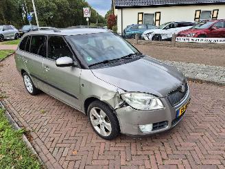 Skoda Fabia 1.6 16V Sport picture 2