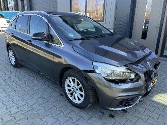 Damaged car BMW 2-serie Active Tourer 218d Essential 110KW  Automaat 2015/9