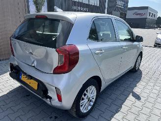 Kia Picanto 1.0 DPi DynamicLine  airco cruise camera Carplay picture 3