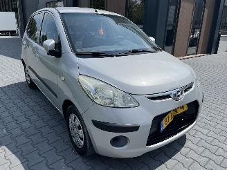 skadebil auto Hyundai I-10 1.25i Dynamic Cool 2010/3