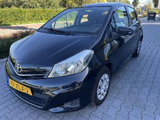 Damaged car Toyota Yaris 1.0 VVT-i Aspiration  Clima Navi Camera 2012/8