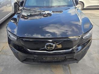 Vrakbiler auto Volvo XC40  2024/1