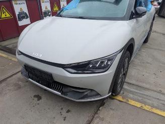 Coche siniestrado Kia EV6 EV6 (CV), Hatchback, 2021 58/63 kWh RWD 2021/12
