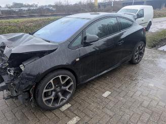 Vrakbiler auto Opel Astra Astra J GTC (PD2/PF2), Hatchback 3-drs, 2011 / 2018 2.0 16V Turbo OPC 2018/5