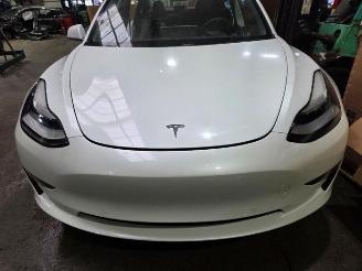 Uttjänta bilar auto Tesla Model 3 Model 3, Sedan, 2017 Long Range AWD 75 kWh 2019/12
