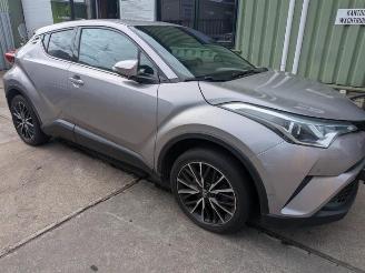 Toyota C-HR C-HR (X1,X5), SUV, 2016 1.2 16V Turbo picture 2