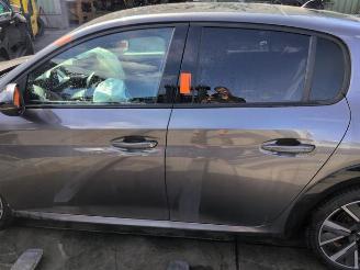Salvage car Peugeot 208 208 II (UB/UH/UP), Hatchback 5-drs, 2019 1.2 Vti 12V PureTech 130 2022/2