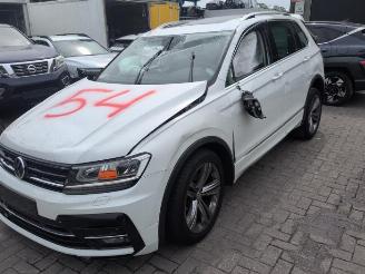 Vrakbiler auto Volkswagen Tiguan Tiguan (AD1), SUV, 2016 / 2024 2.0 TSI 16V 4Motion 2019/2