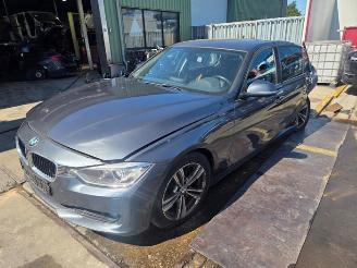 Sloopauto BMW 3-serie 3 serie (F30), Sedan, 2011 / 2018 316d 2.0 16V 2012/6