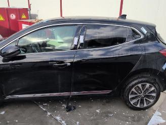 Uttjänta bilar auto Renault Clio Clio V (RJAB), Hatchback 5-drs, 2019 1.0 TCe 90 12V 2022/12