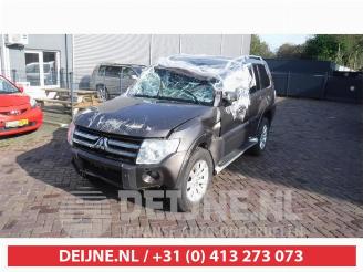 Mitsubishi Pajero Pajero Hardtop (V6/7), Terreinwagen, 2000 / 2006 3.2 DI-D 16V Van picture 1