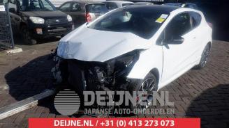 Vrakbiler auto Kia Pro cee d Pro cee'd (JDB3), Hatchback 3-drs, 2013 / 2018 1.6 GT 16V 2014/5