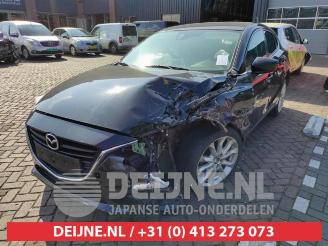 Mazda 3 3 (BM/BN), Hatchback, 2013 / 2019 2.2 SkyActiv-D 150 16V picture 3