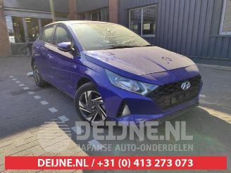 Vrakbiler auto Hyundai I-20 i20 (BC3), Hatchback 5-drs, 2020 1.0 T-GDI 100 Mild Hybrid 48V 12V 2022/9