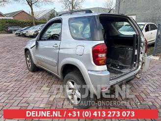 Toyota Rav-4 RAV4 (A2), Terreinwagen, 2000 / 2005 2.0 16V VVT-i 4x4 picture 5