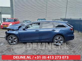 Kia Cee d Ceed Sportswagon (CDF), Combi 5-drs, 2018 1.6 GDI 16V PHEV picture 4