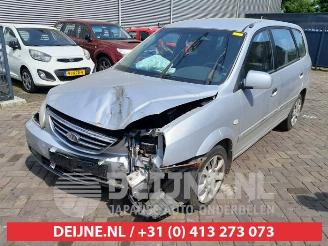 Kia Carens Carens II (FJ), MPV, 2002 / 2007 2.0i CVVT 16V picture 3