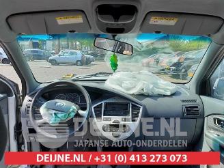 Kia Carens Carens II (FJ), MPV, 2002 / 2007 2.0i CVVT 16V picture 19